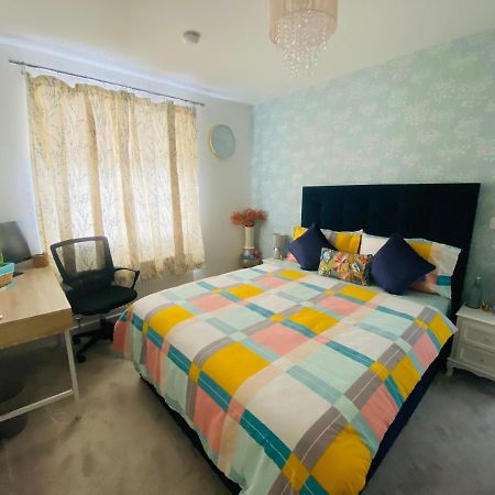 Double Room In Our Family Home 더블린 외부 사진